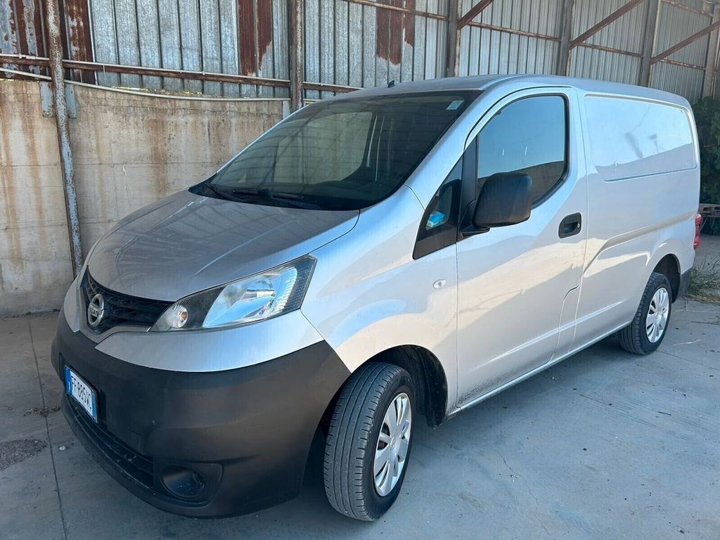 Image of Nissan NV200