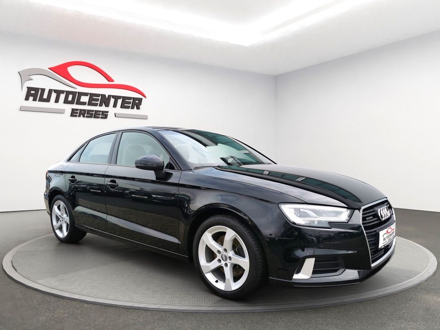 Audi A3 40 TDI quattro Sport Navi ACC PDC LED