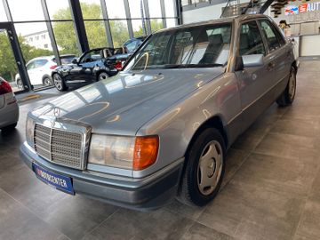 Mercedes-Benz E 260 *LIMOUSINE*BENZINFLÜSSIGGAS*TÜV 122024*