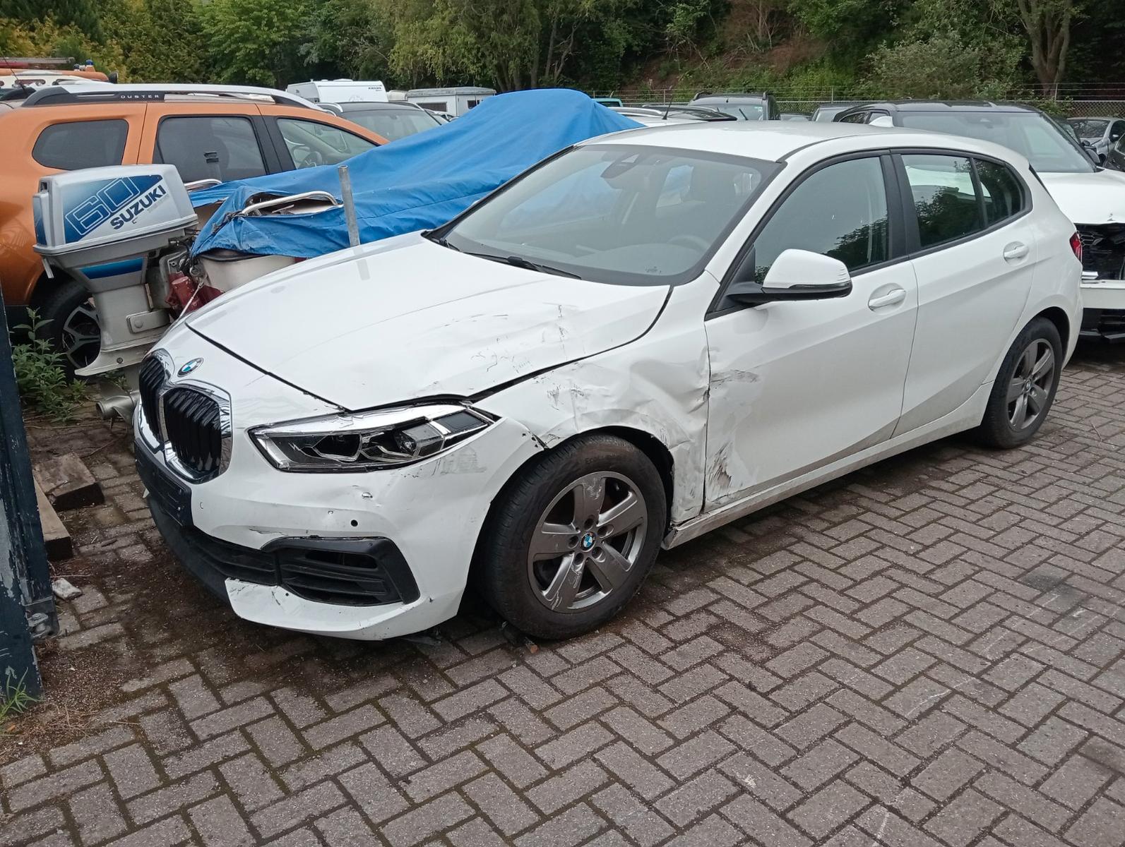 BMW 116 1 Limousine 116 i Advantage