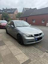 BMW e90 318i - BMW 318 aus 2005: 318i