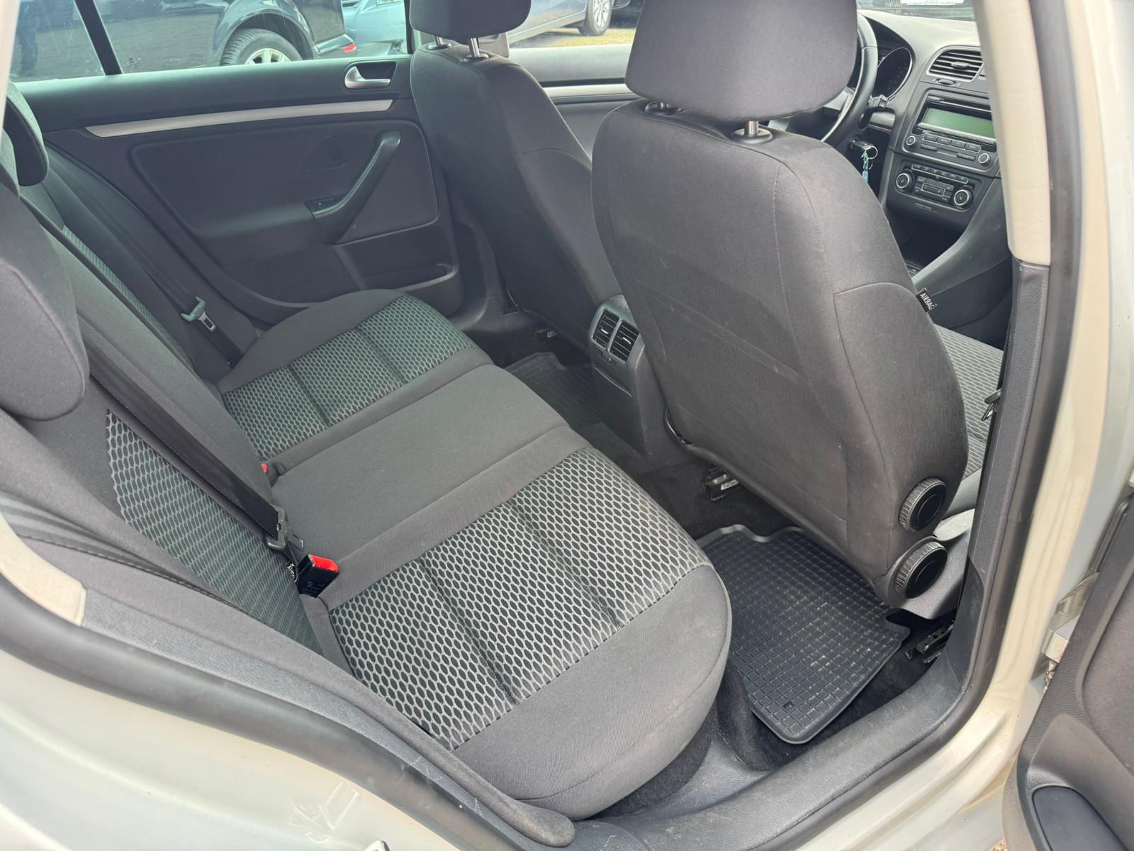 Volkswagen Golf 2011 — photo 11