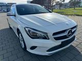 Mercedes-Benz CLA 180 Shooting Brake NAVI*LEDER*XEN*CAMERA* - Mercedes-Benz CLA Shooting Brake in Stuttgart
