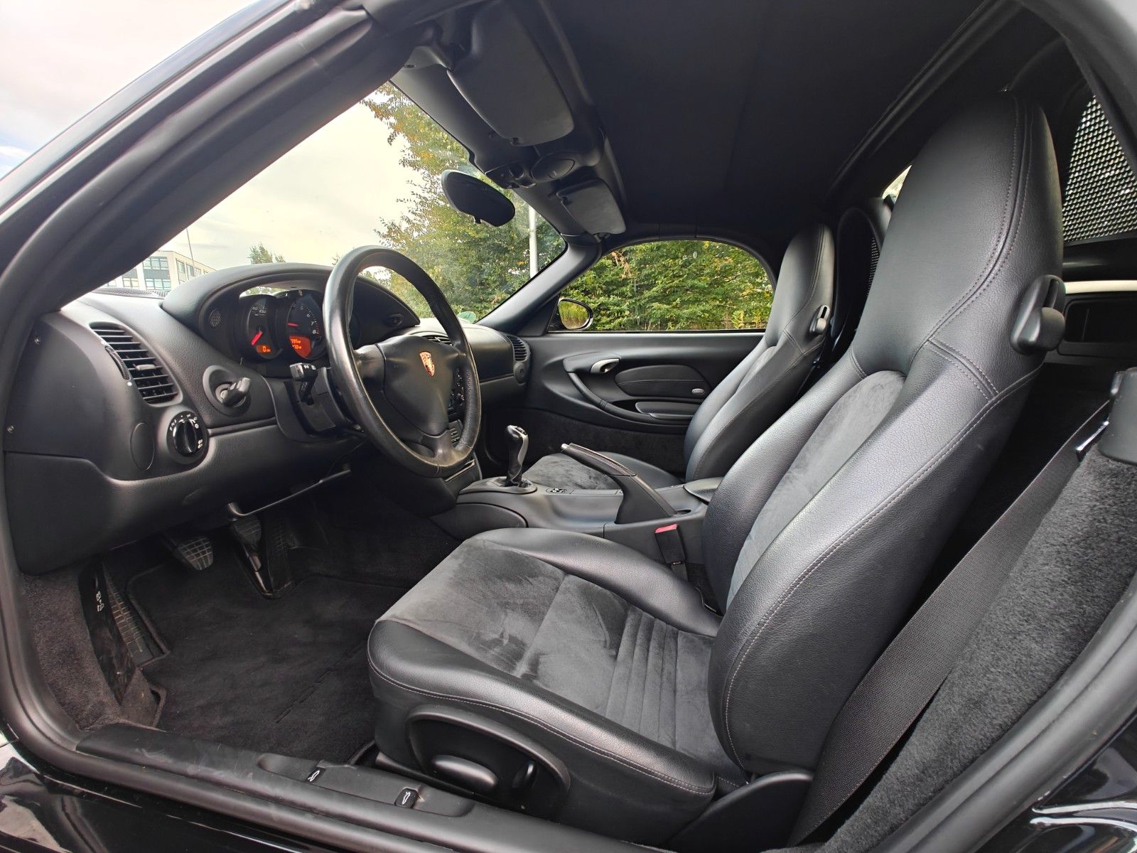Fahrzeugabbildung Porsche Boxster 986 2.7 Cabrio - WENIG KM, HU NEU! -