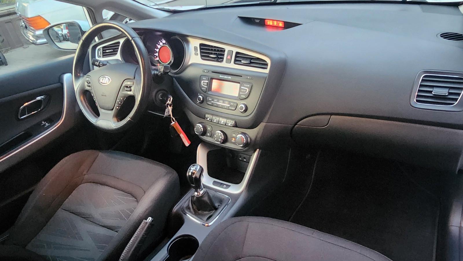 Kia ProCeed Edition 7*Emotion-Paket*HU/AU neu*1.Hand