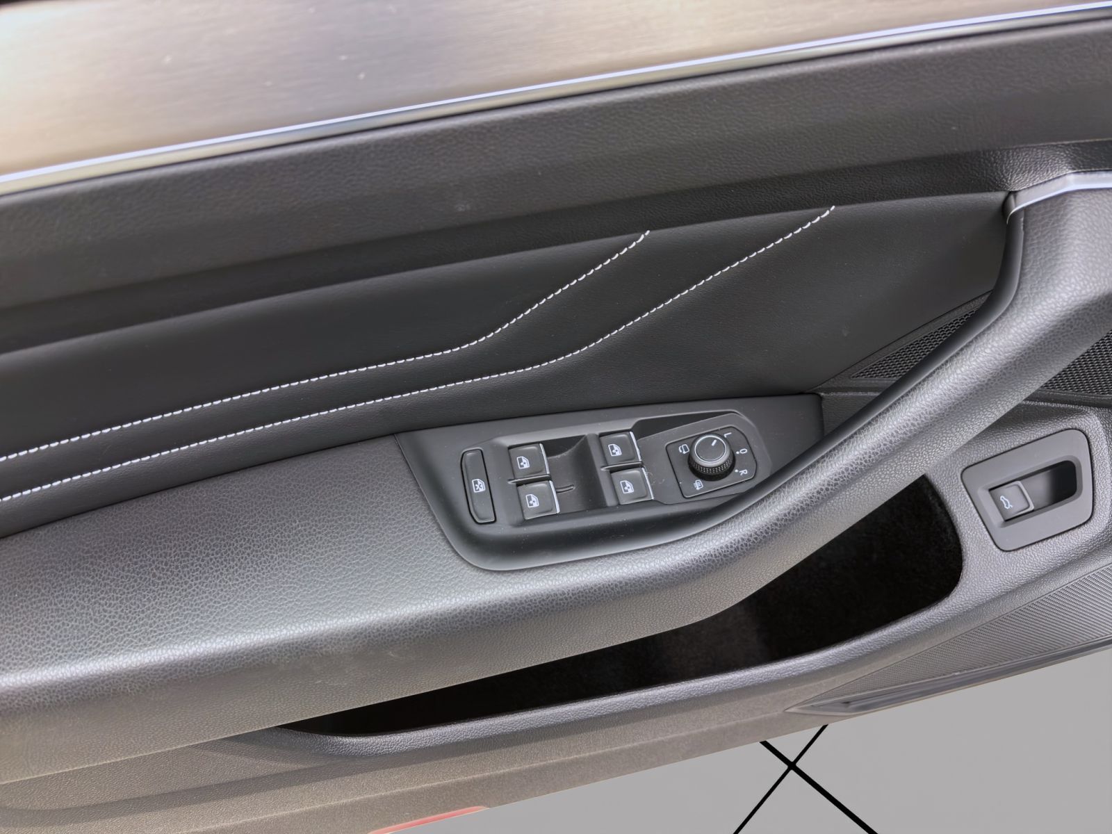 Volkswagen Passat Variant - Bild 10