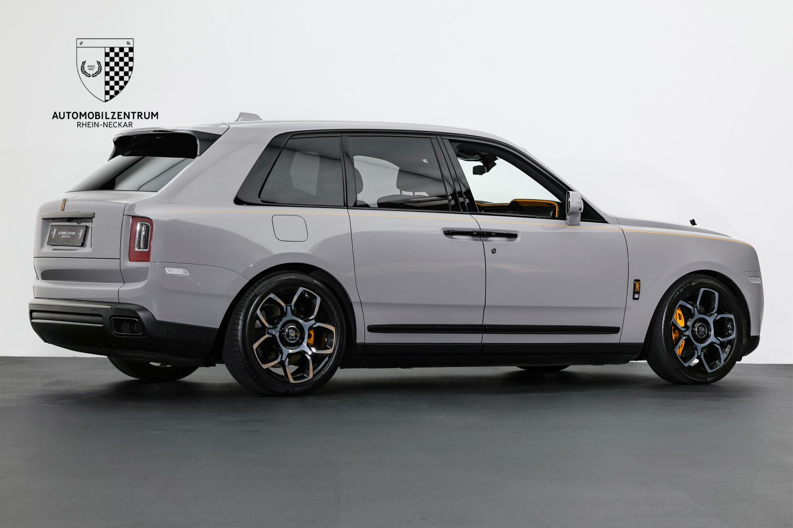 Rolls-Royce Cullinan Black Badge ImmersiveSeat/RearTheatre foto 8