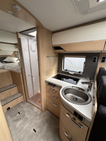 HYMER  ERIBA  HYMERCAR B-Klasse MC T BlackLine 680 AutarkieSHZPremium