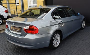 BMW 320 - 6