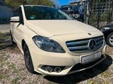 Mercedes-Benz B 180 CDI - Mercedes-Benz B 180: Taxi
