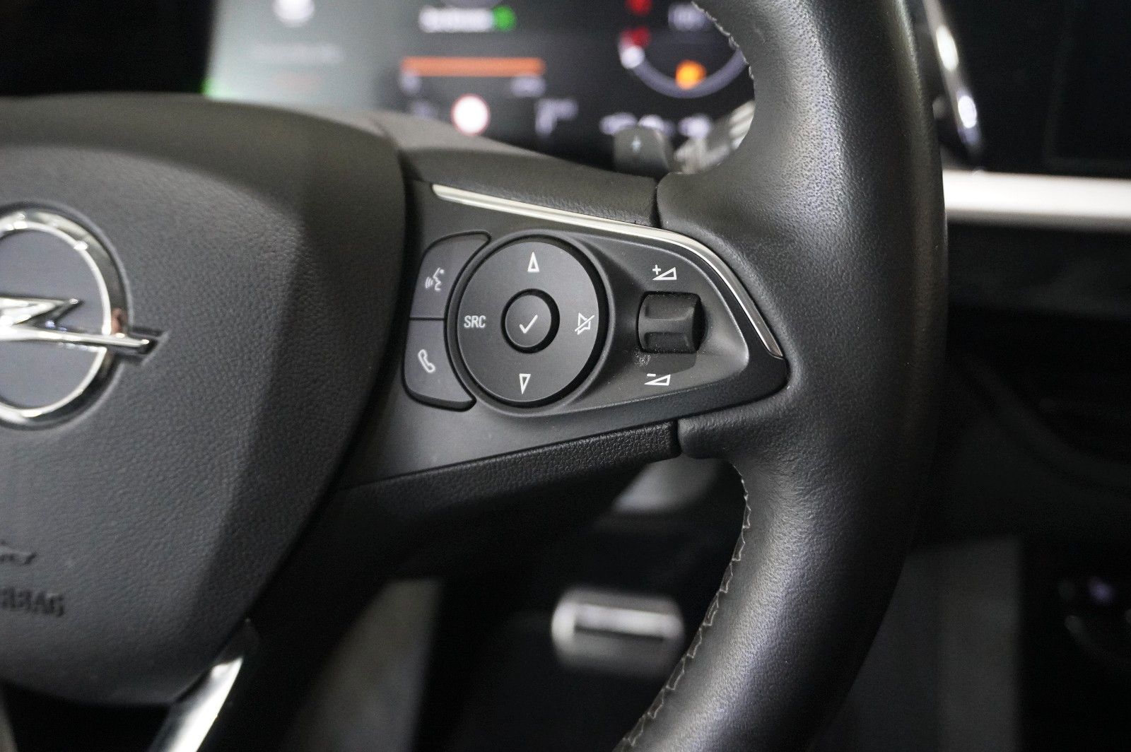 Fahrzeugabbildung Opel Grandland (X) GS LINE 4HYBRID NAVI/KAMERA/AHK