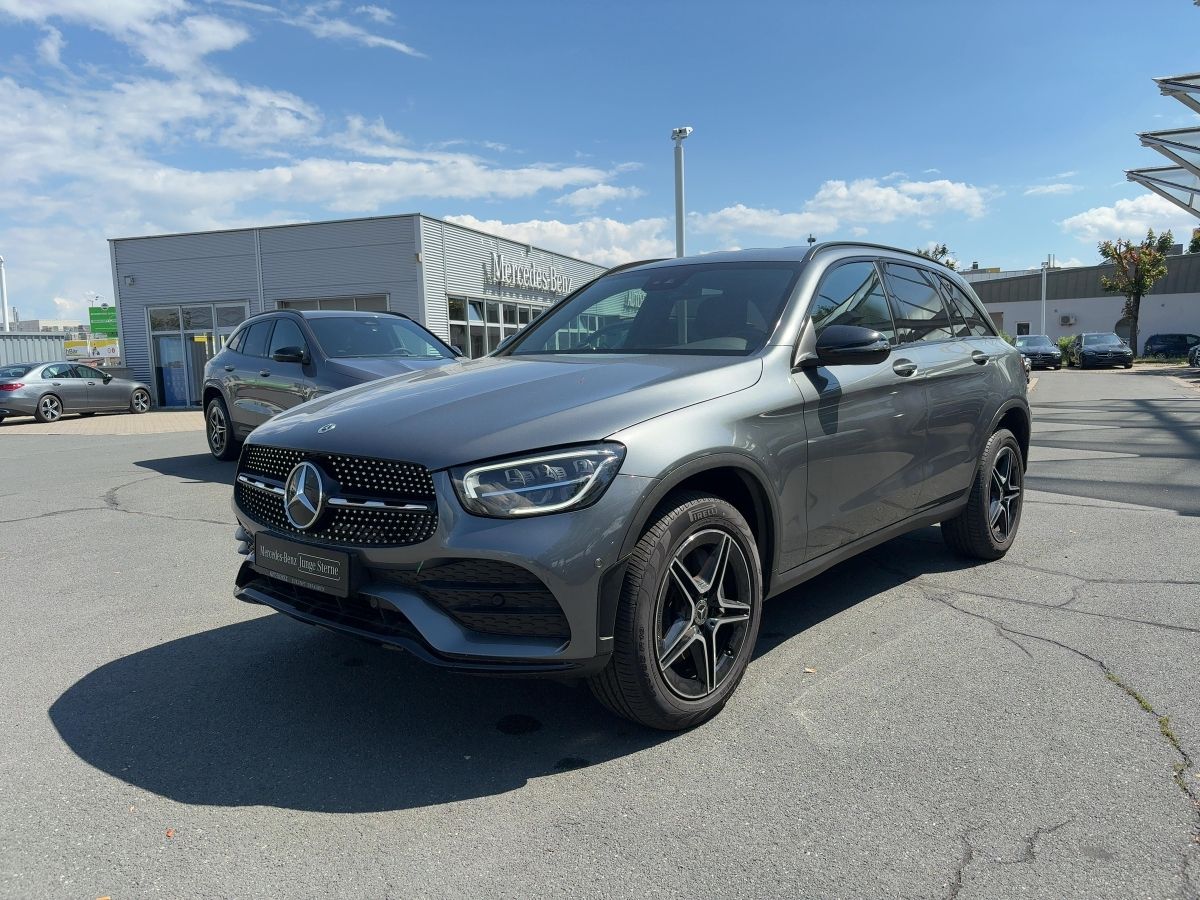 Mercedes-Benz GLC 300 e 4M AMG+NIGHT+AHK+LED+FLA+AMBI+KAMERA++ imagem 2