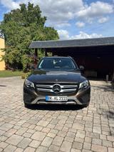 Mercedes-Benz GLC 300 4MATIC Navi Pano SHZ Kamera Elektr.Sitzv - Mercedes-Benz GLC 300 in Magdeburg