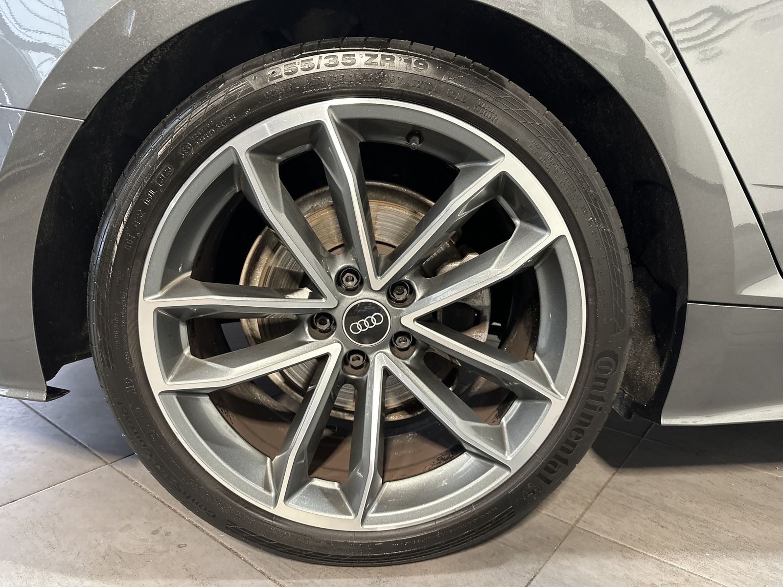 Fahrzeugabbildung Audi A5 SpB 40 TFSI S-Line Black NAV+LED+PANO+VC+19ZO