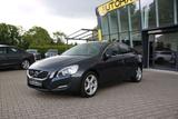 Volvo S60 MOMENTUM*AHK*ABSTANDTE*NAVI*TOTWINK*SPUR*1HA - Volvo S60: Momentum