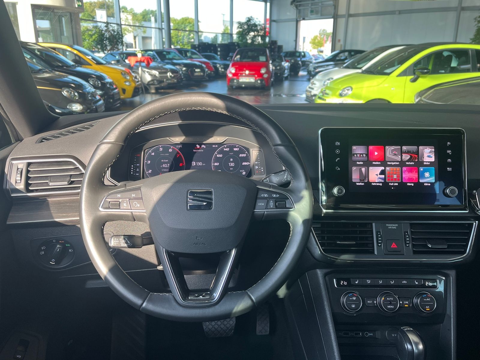Fahrzeugabbildung SEAT Tarraco Xcellence 4Drive AHK 7-Sitz. LED NAVI
