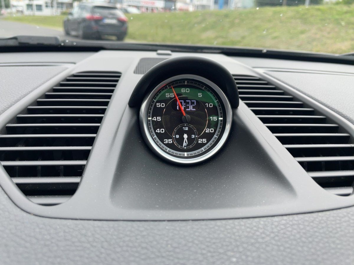 Fahrzeugabbildung Porsche 911 Carrera 4S Cabrio Sommer-FZG/Bose/Sport-AGA