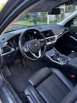 BMW 320i Sport Line Automatik Sport Line - BMW 320 in Oberhausen