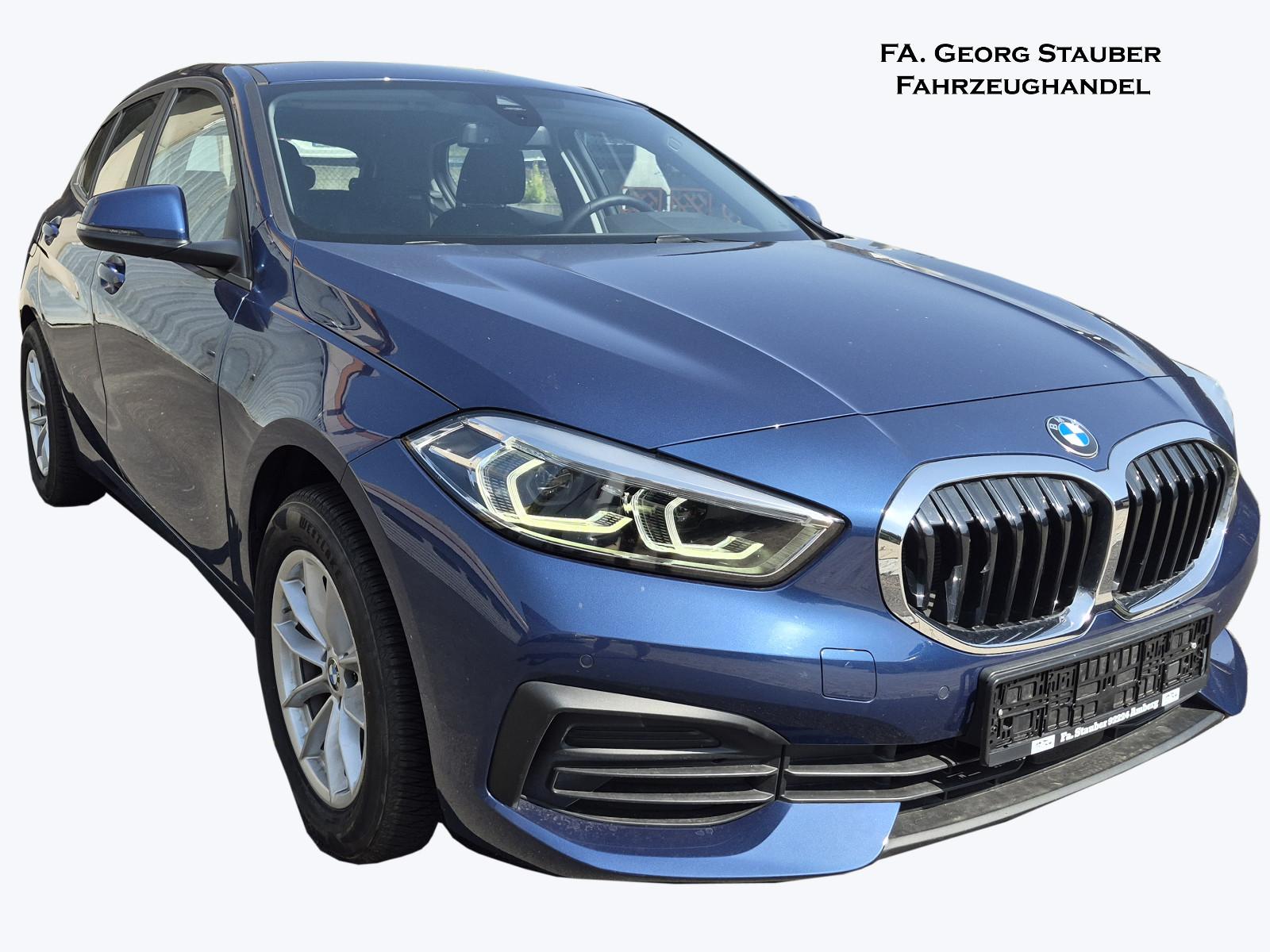 BMW 116i Limousine blau LED Navi Allwetter DAB