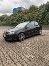 Volkswagen Golf 5 gti Checkheft guter Zustand - Volkswagen Golf aus 2005: GTI