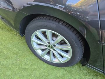 Volkswagen Passat - 9