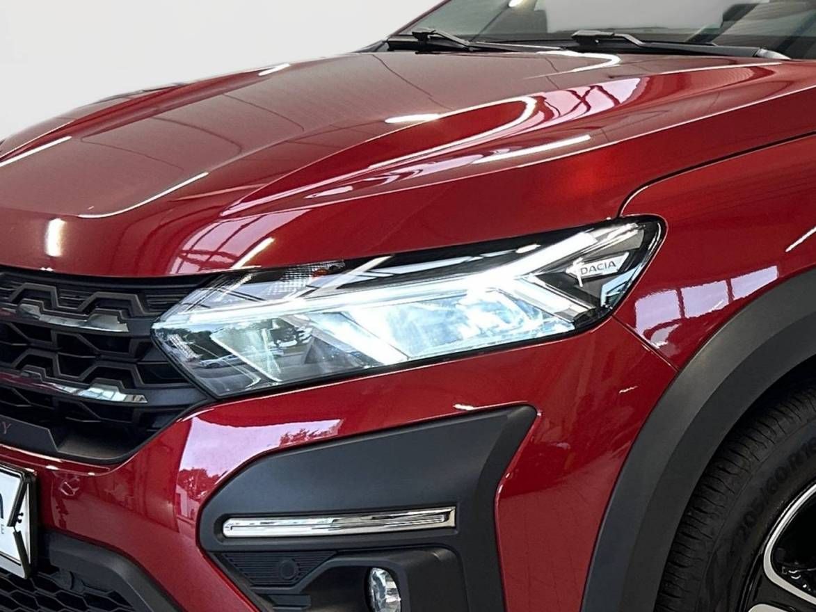 Fahrzeugabbildung Dacia Sandero Stepway Tce 90 Comfort