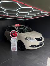 Lancia Ypsilon 1.3 MJT 95 CV Platinum 2016 - Lancia Ypsilon Platinum mit Diesel-Antrieb