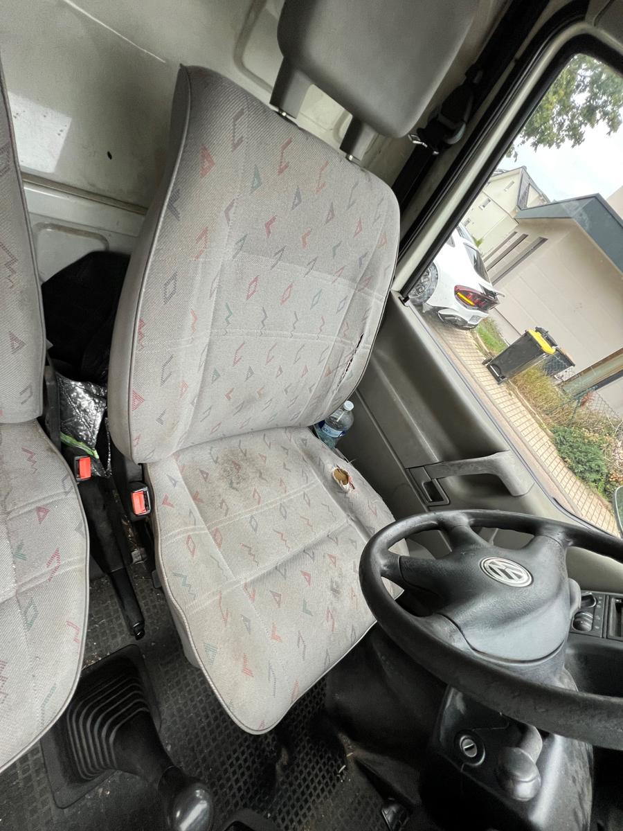 Volkswagen VW T4 Transporter LKW Kasten 2.5TDI TÜV NEU