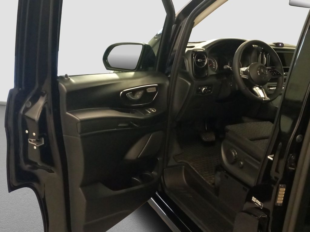 Fahrzeugabbildung Mercedes-Benz Vito 119 CDI 4x4 Mixto Lang AHK*Navi*Standh.*360