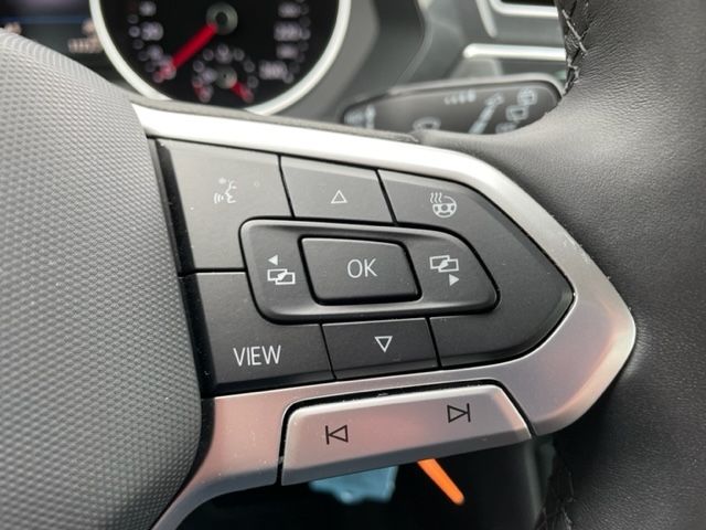 Tiguan 1.5 TSI ACTIVE NAVI TEL LED ACC Rückfahrk