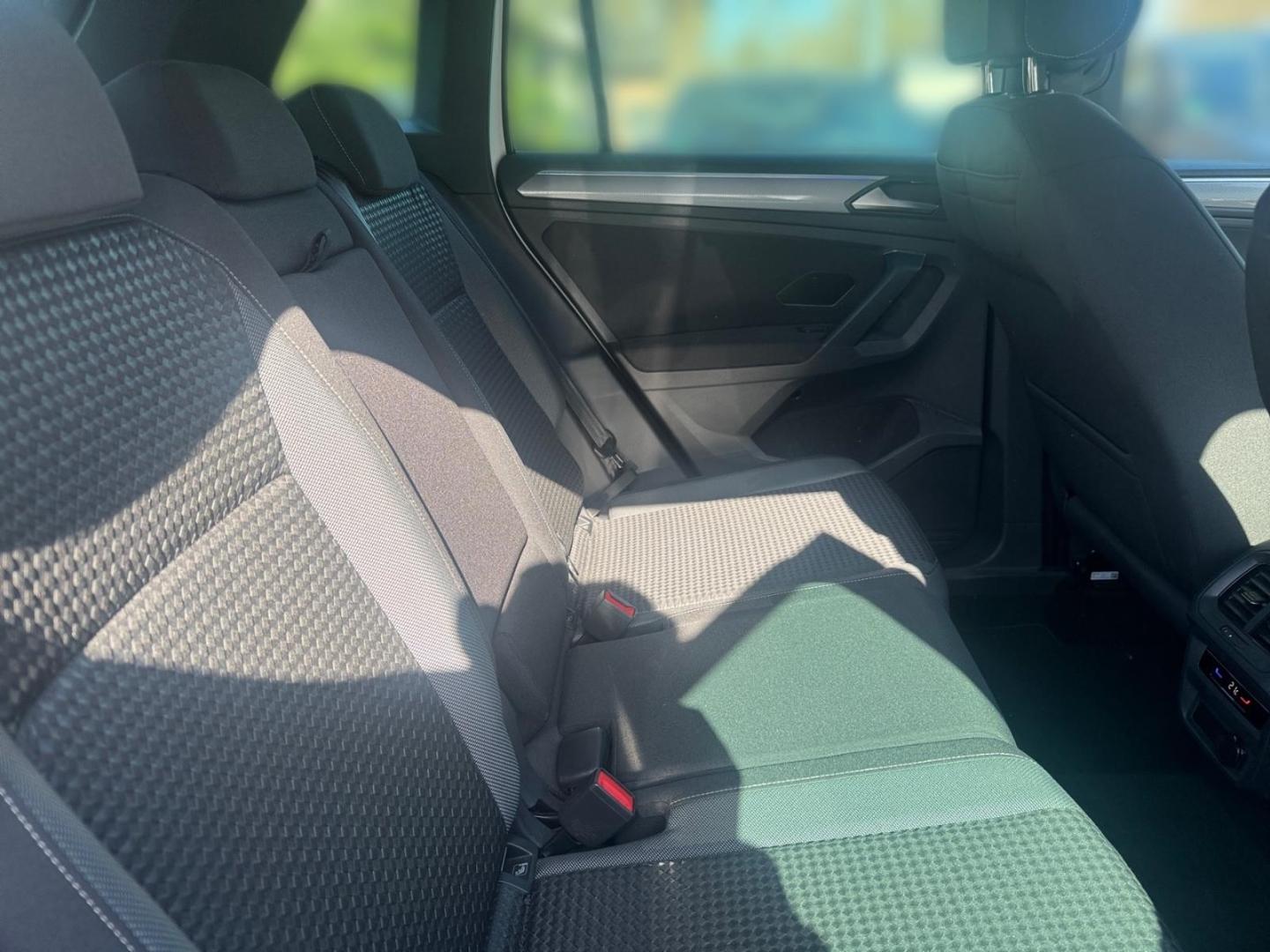 Volkswagen Tiguan Active 2.0 TDI 110kW 7-Gang DSG, миниатюра 21