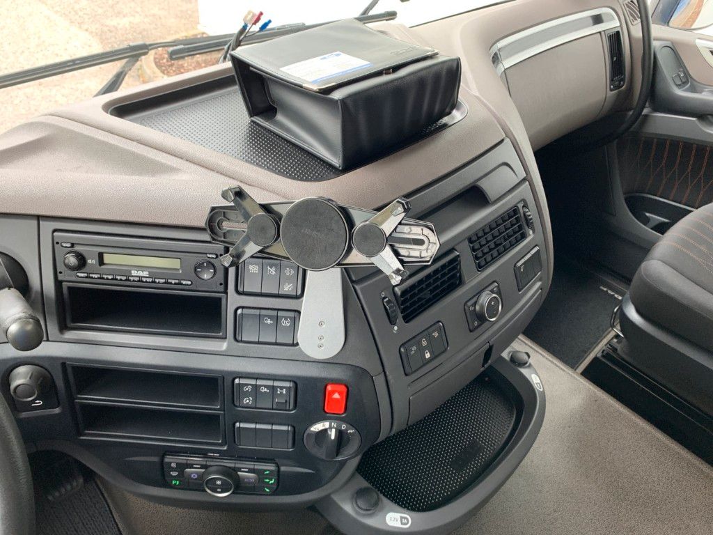 Fahrzeugabbildung DAF FT XF 480 SC LD