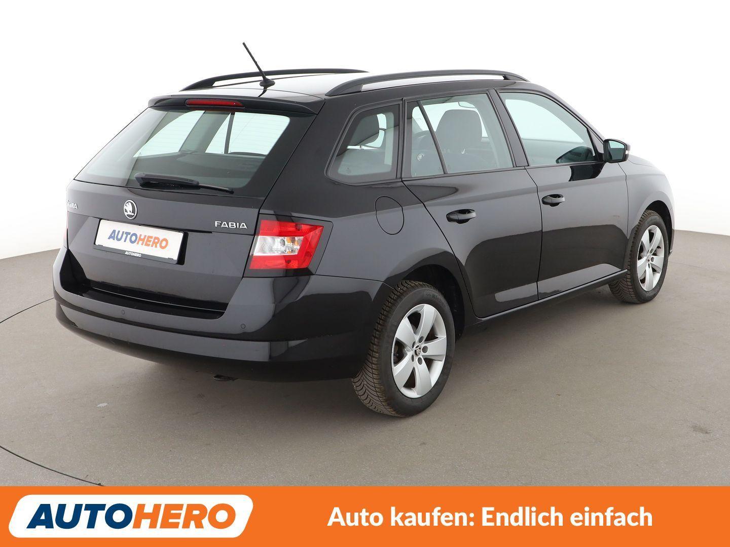 Skoda Fabia 1.0 TSI Style Aut. *TEMPO*PDC*SHZ*ALU*