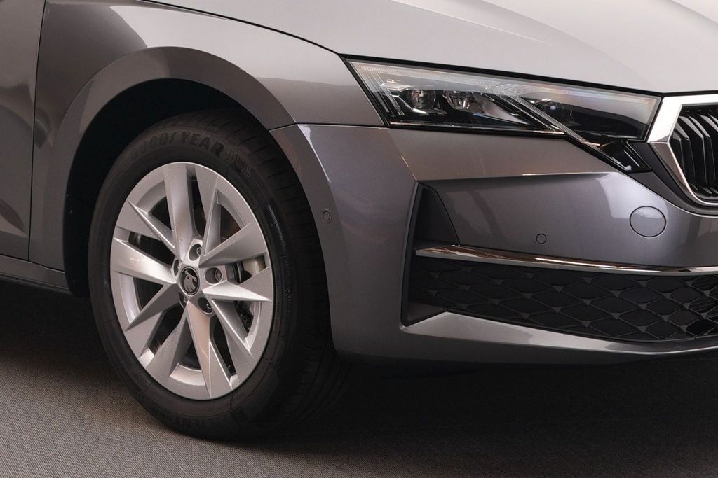 ŠKODA Octavia Octavia Combi 1.5 TSI mHEV 110 kW Selection – Bild 11 von 13