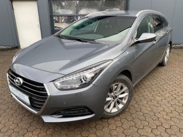 Fahrzeugabbildung Hyundai i40 1.6 GDI Trend Blue LED+PDC+XENON+SHZ+17"LM