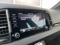 Skoda Karoq 1.5 TSI DSG Sportline NAV AHK MATRIX 5JGAR bei Autohaus Landmann & Maier OHG