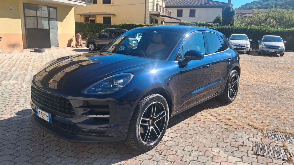 Image of Porsche Macan