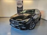 Infiniti Q30 2.2 d AWD City Black Edition + TMP/LED/360° - Infiniti Q30 mit Diesel-Antrieb: Automatik