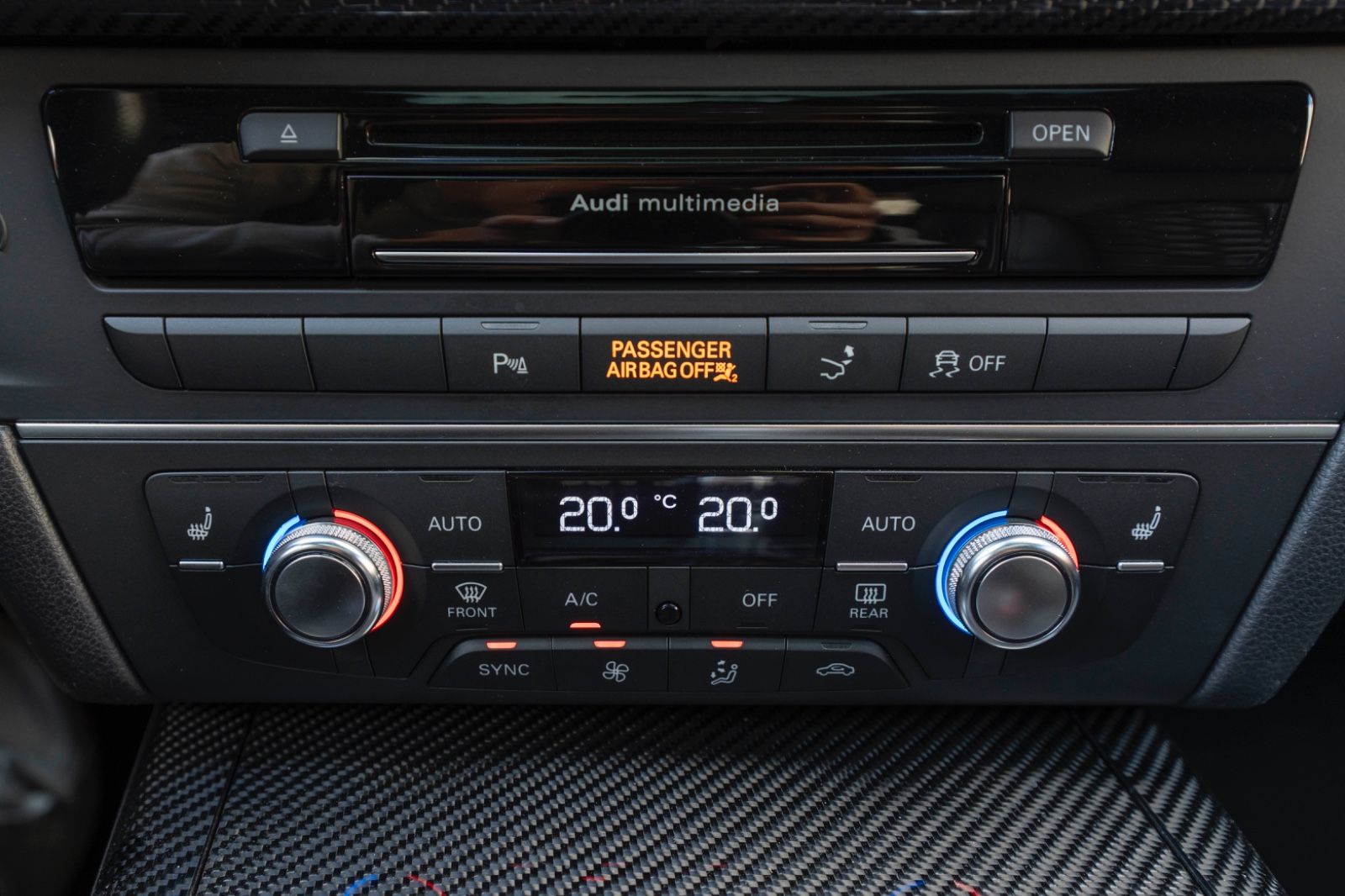 Fahrzeugabbildung Audi RS7 4.0 TFSI quattro PERFORMANCE BOSE HUD KAM