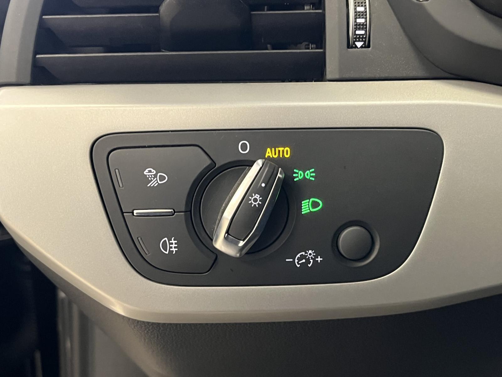 Audi A4 35 TFSI advanced Business Standheiz. LED Navi, миниатюра 16