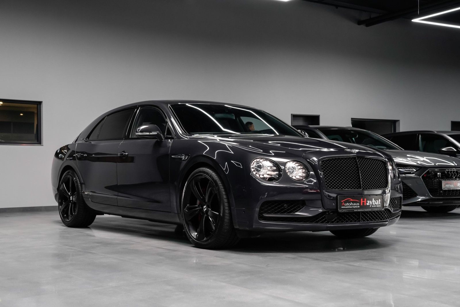 BENTLEY Flying Spur