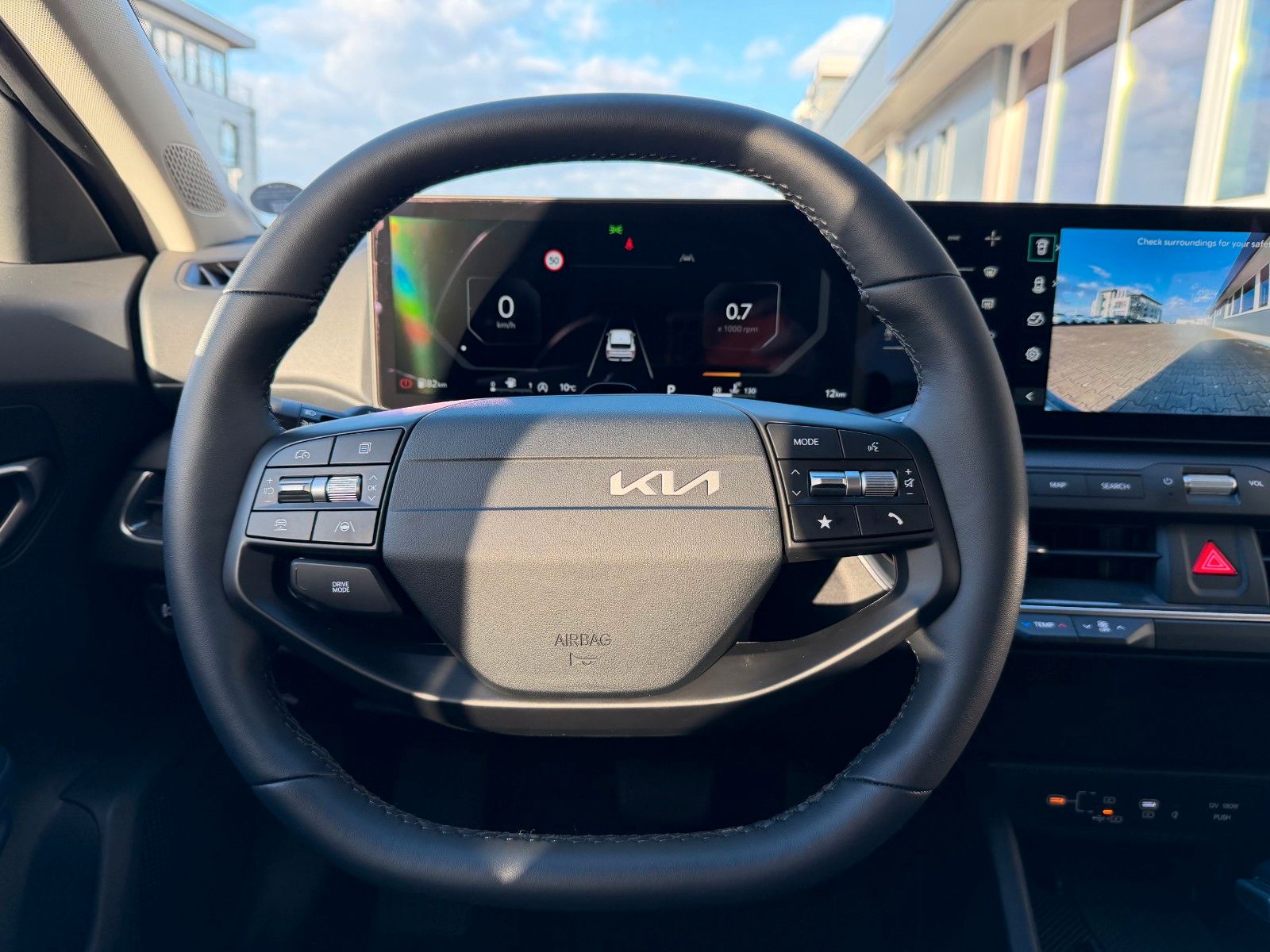 Fahrzeugabbildung Kia K4 1,6 T-GDI DCT Spirit Drive Wise Sound