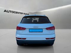 Foto Nummer 4: AUDI Q3