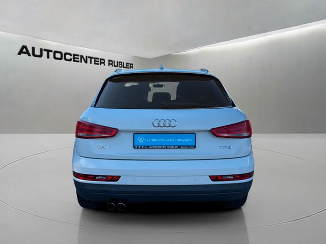 Foto Nummer 4: AUDI Q3
