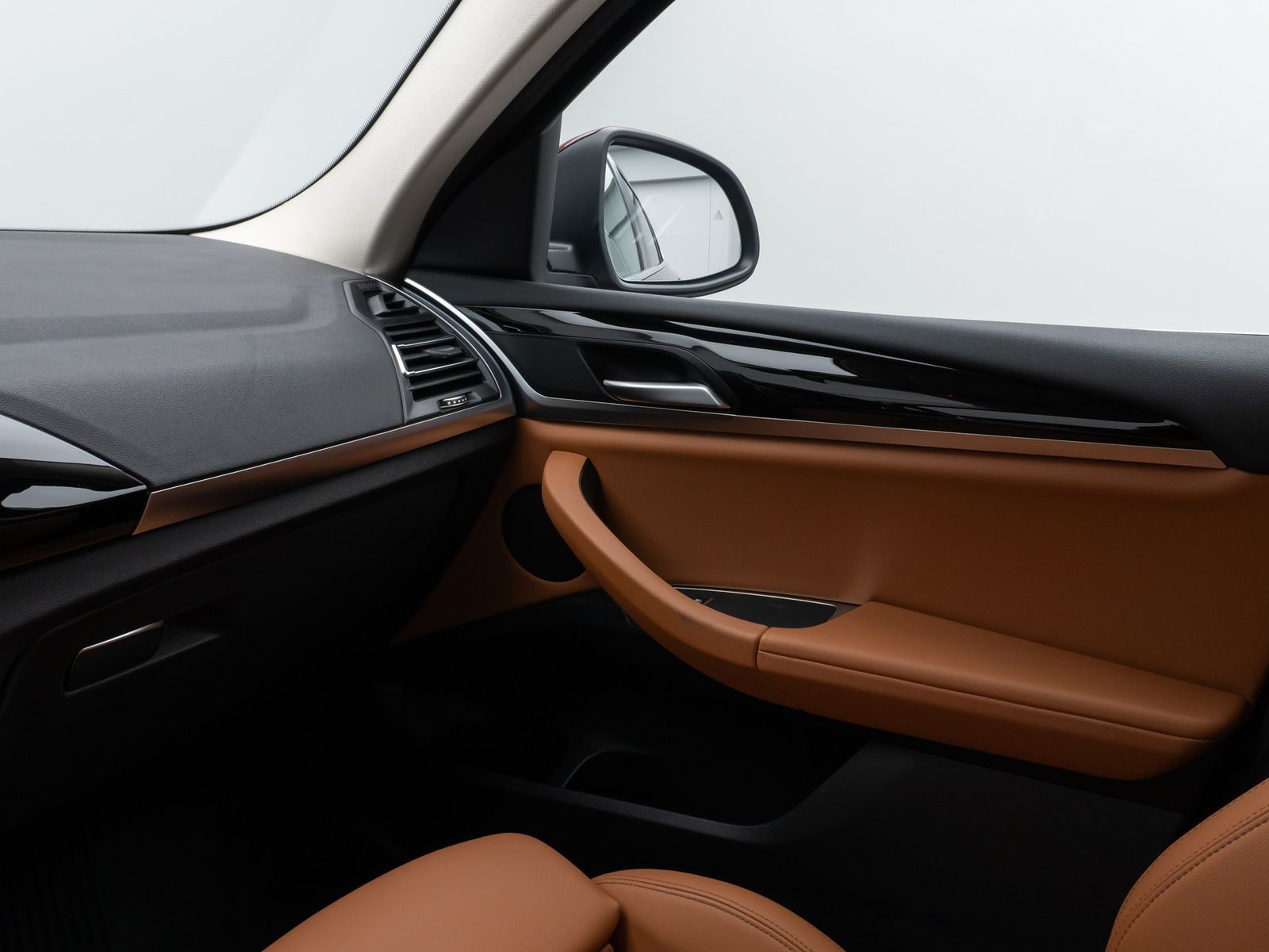 Fahrzeugabbildung BMW X4 xD30d Kamera DAB CockPitPlus AHK Sport LED