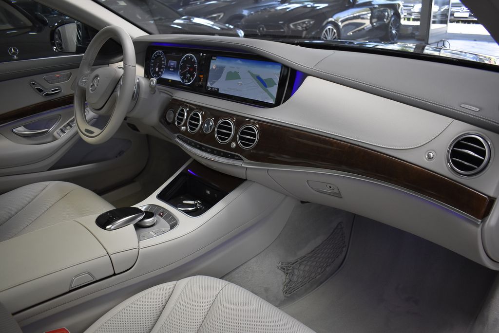 Mercedes-Benz S 500 4M PANO AHK MB SCHECKH DISTR TOTW MEMORY