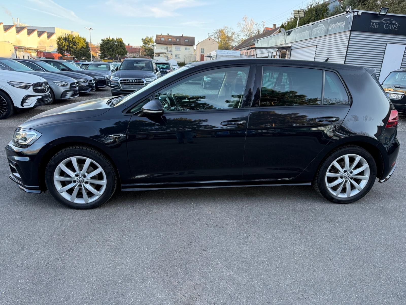 Volkswagen Golf VII Lim. Highline-R-Line