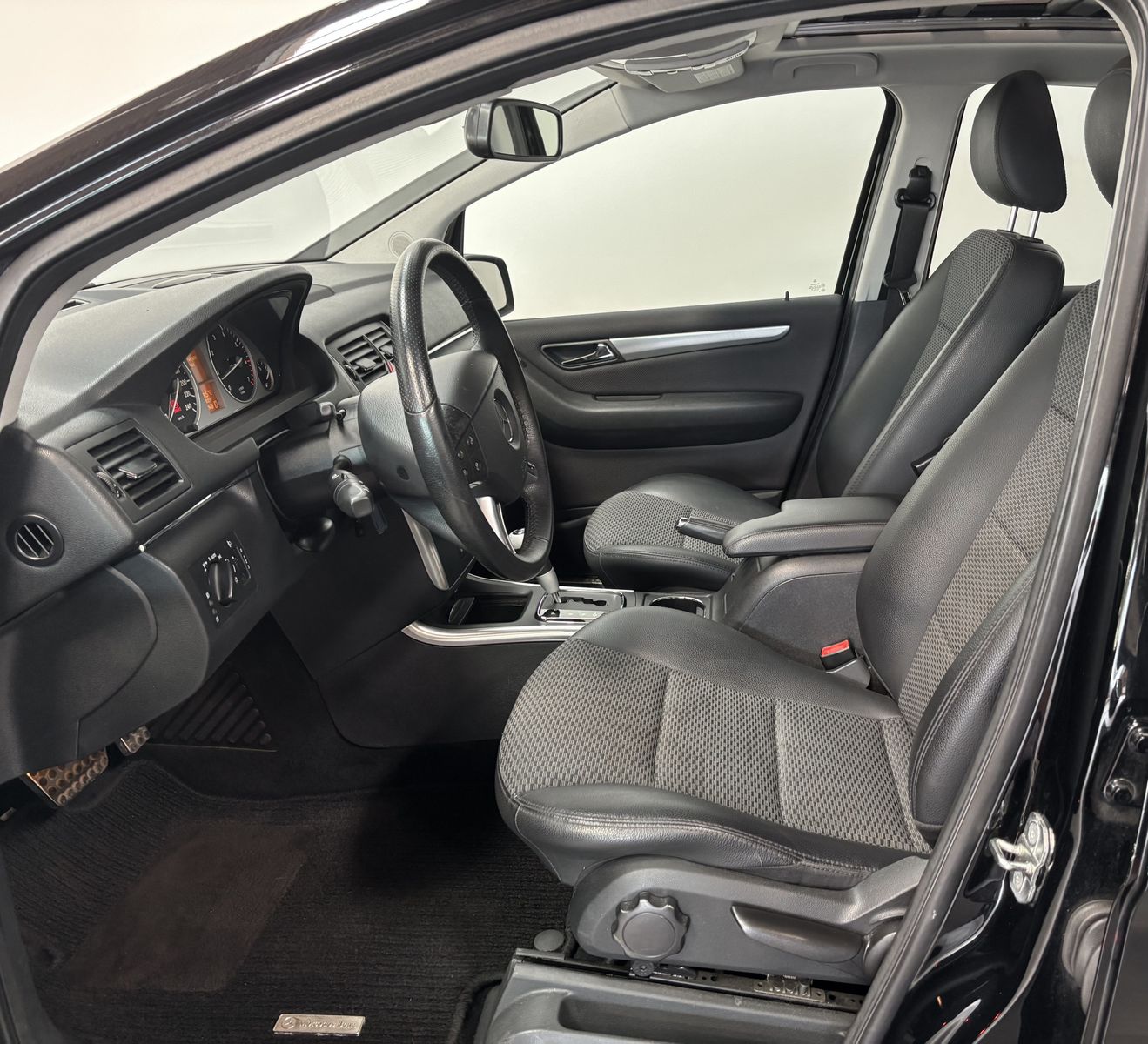 Mercedes Benz B 170
