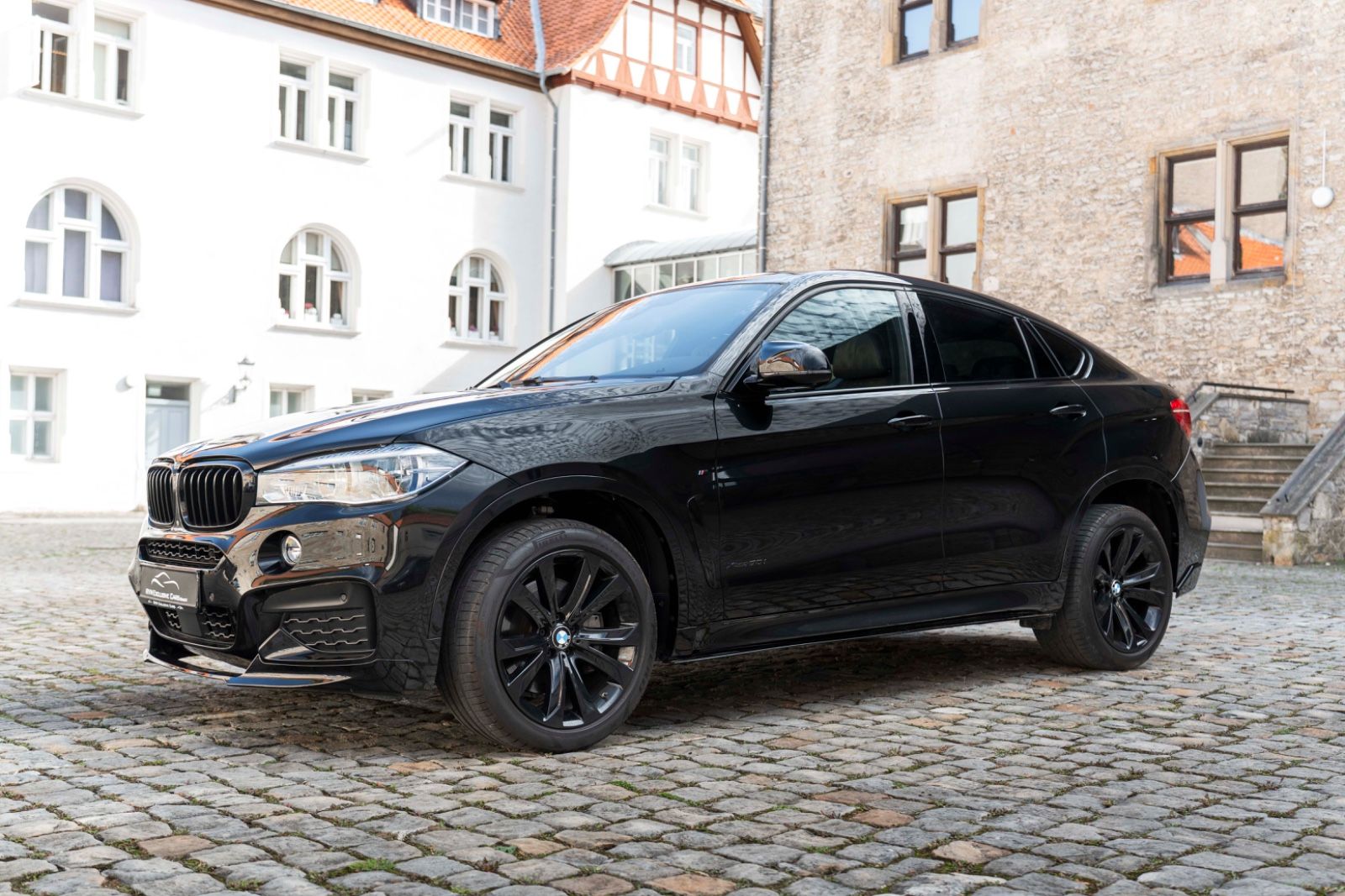 BMW X6 xDrive50i M-SPORTPAKET 360° H&K ACC HUD TOTW