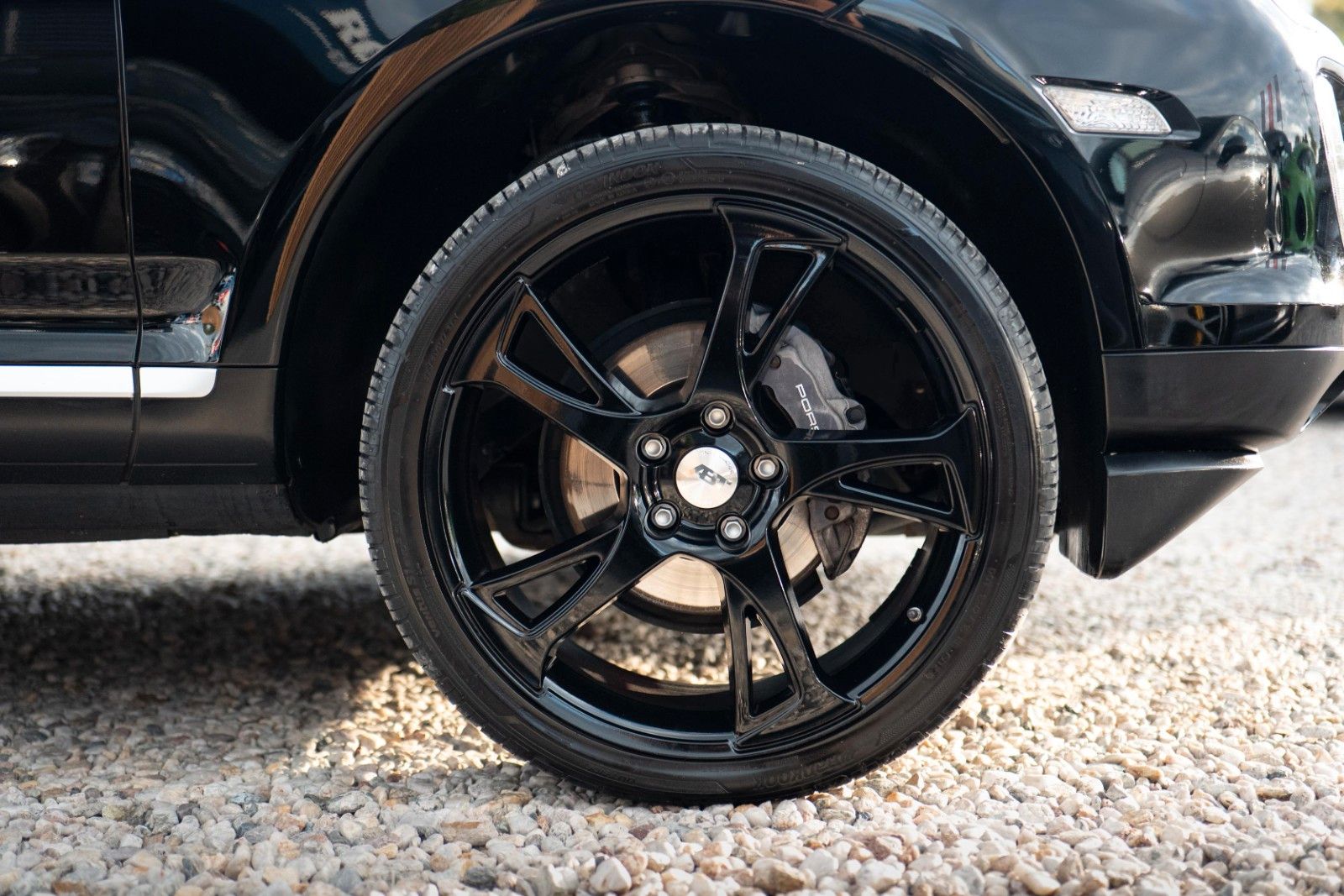 Fahrzeugabbildung Porsche Cayenne 3.6 V6 Black Edition | BOSE | 22Zoll ABT